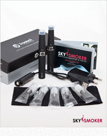 Zufriedene Kunden beim Dampfen mit Sky Smoke Produkten